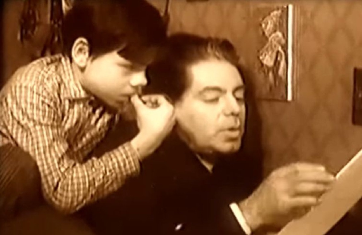    Константин и Аркадий Райкины (Фото: скриншот д/ф «Константин Райкин. Театр строгого режима»)