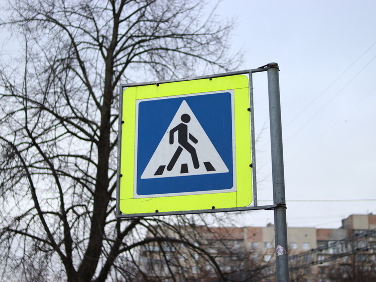     Пострадавший был доставлен в больницу в тяжёлом состоянии. Медики диагностировали у него перелом основания черепа, ушиб головного мозга, множественные переломы костей лица и другие травмы. Фото: архив МК в Питере.