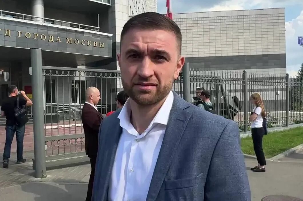 Александр Останин - брат Елены Блиновской. Фото: скрин