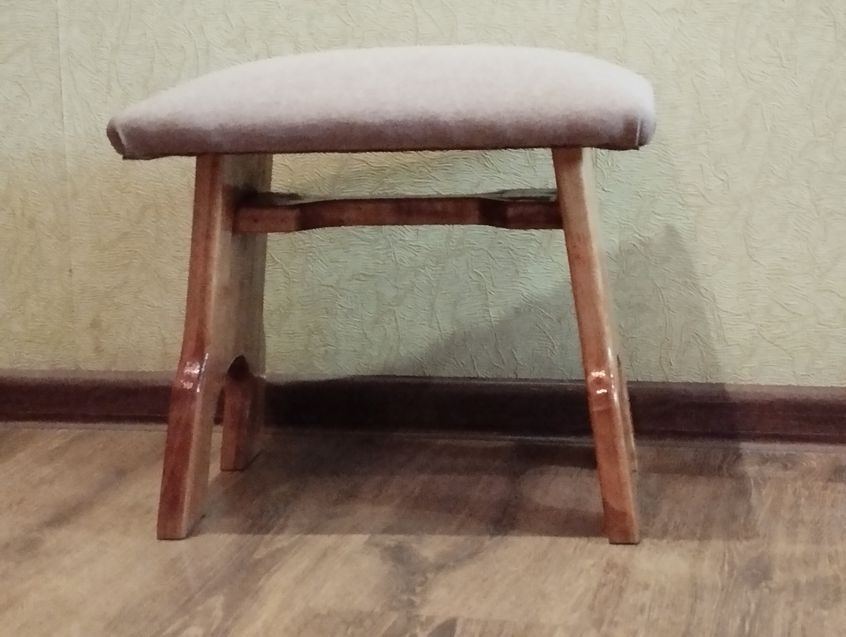 Скамейка с отходов 