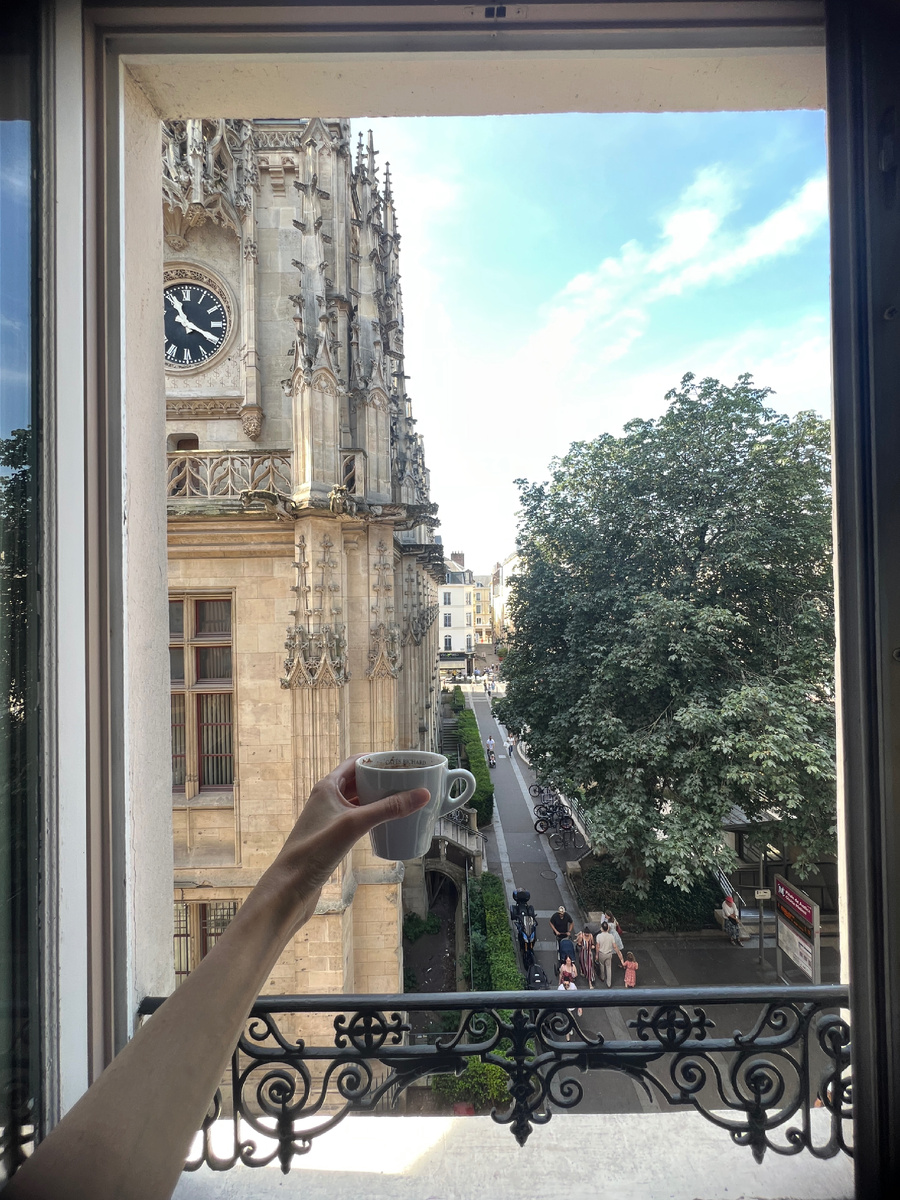 Вид на Palais de Justice, Руан, 2025. Фото автора