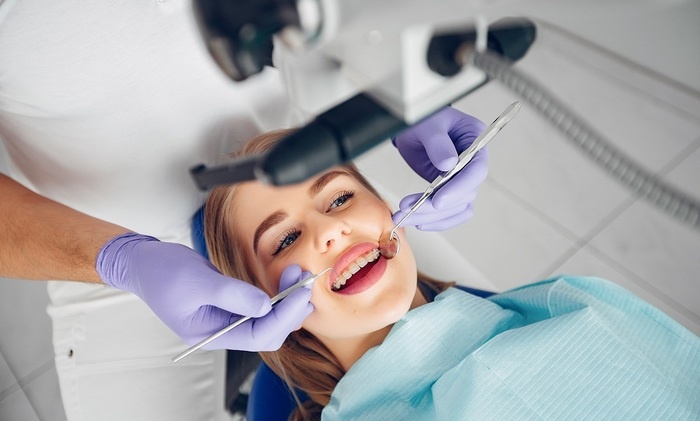    Зубные импланты из… человеческой мочи