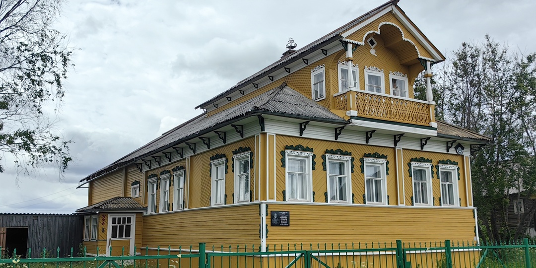 Деревенские дома скромной северной глубинки: деревня Зачачье