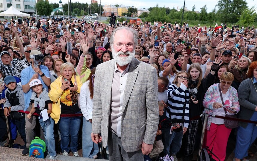    Фёдор ДобронравовГеннадия Авраменко