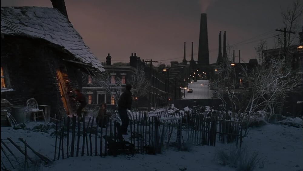 Мечта. Кадр из фильма Тима Бертона «Чарли и шоколадная фабрика» 2005 года