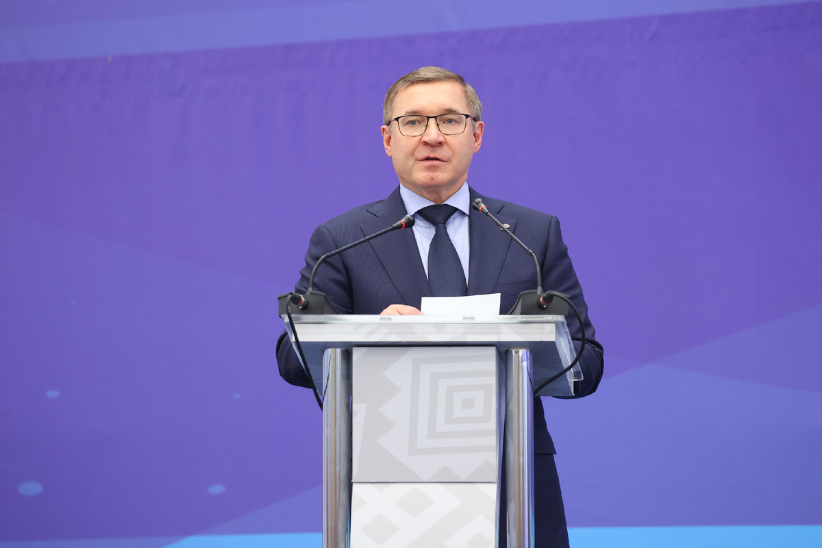 На фото: Владимир Якушев 