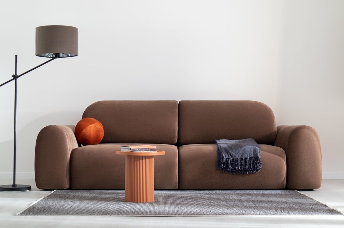 Диван прямой Лилт Barhat Cinnamon от бренда divan.ru