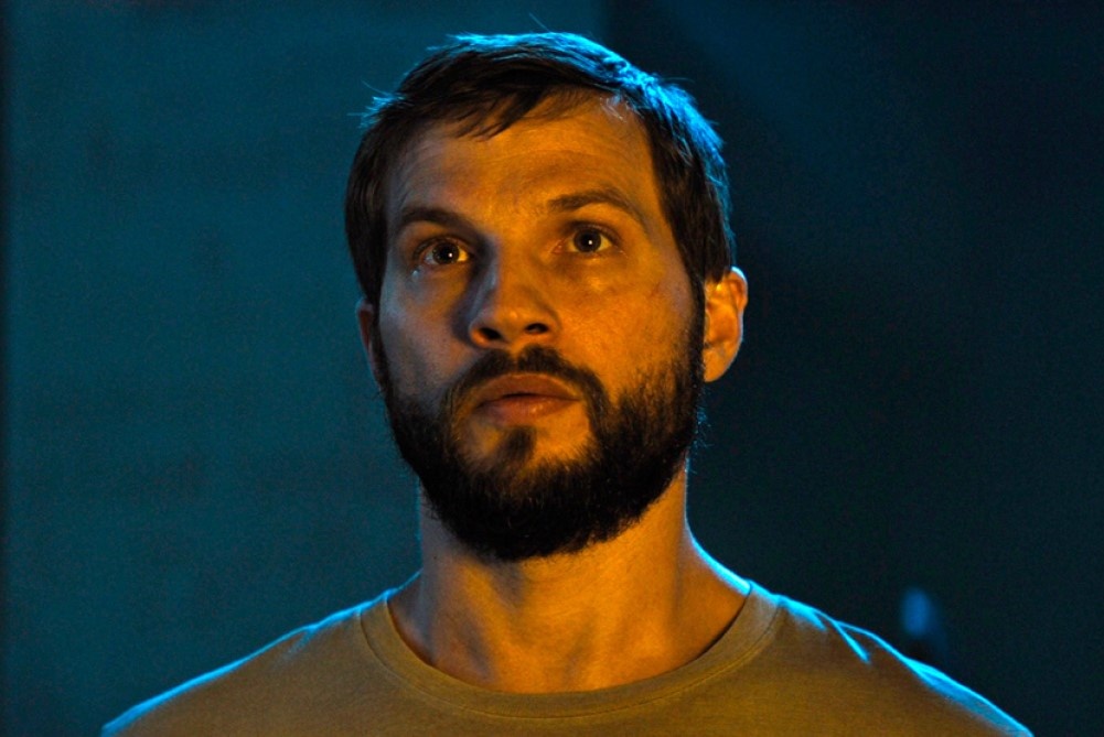     Логан Маршалл-Грин, кадр из фильма «Апгрейд» (2018)