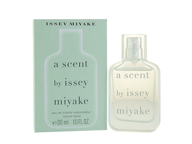 A Scent by Issey Miyake Issey Miyake — это аромат для женщин, он принадлежит к группе цветочные. A Scent by Issey Miyake выпущен в 2009 году. Парфюмер: Daphné Bugey. Ноты: Вербена лимонная, Гиацинт, Гальбанум, Лимон, Жасмин, Вирджинский кедр