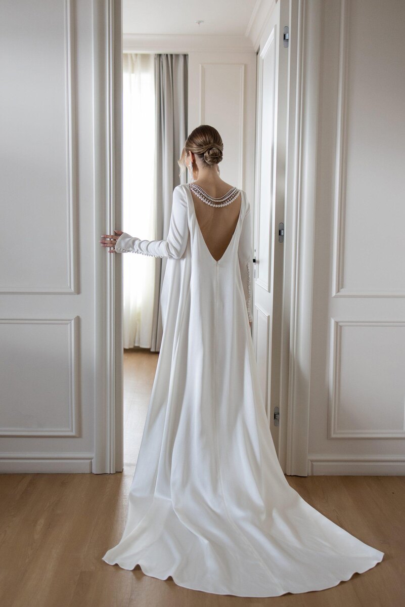 Maria Alekseeva📷Пучок — одна из классических свадебных причесок