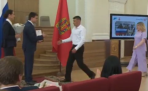     В Красноярске наградили победителей регионального этапа конкурса «Семья года – 2025»