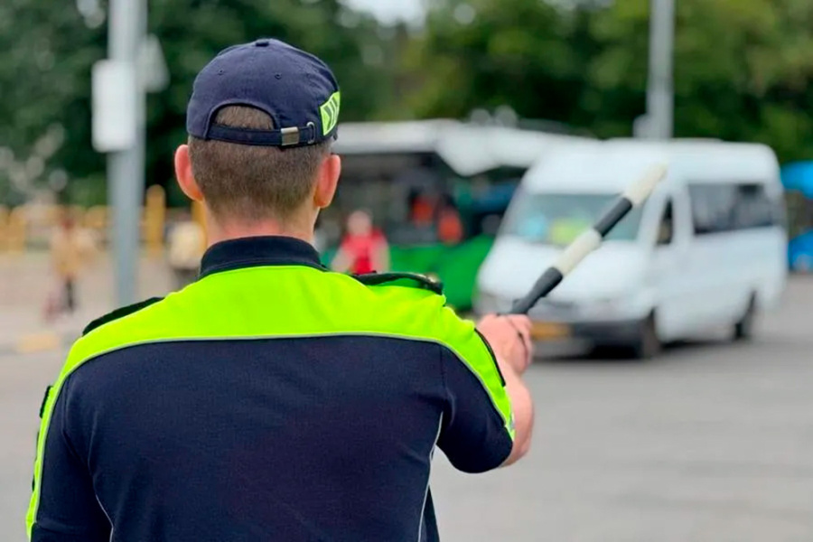     Сотрудники ГАИ взяли на контроль маршрутки