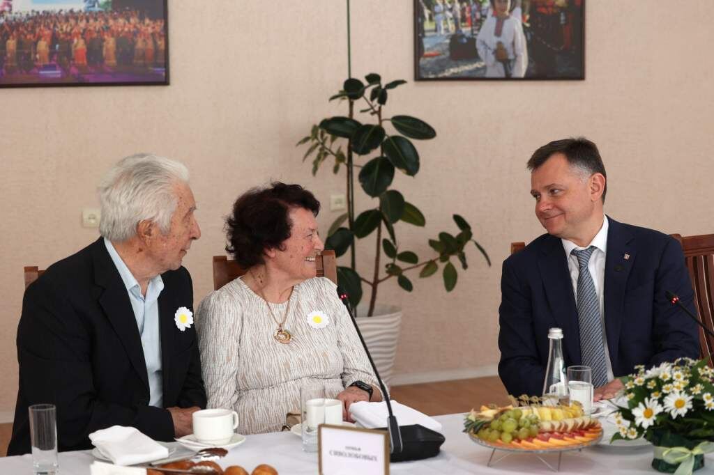 Листайте вправо, чтобы увидеть больше изображений