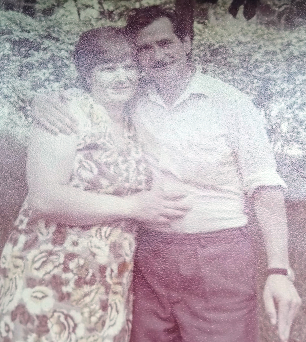 Полина и Рашид Ахметовы. Фото из семейного архива.