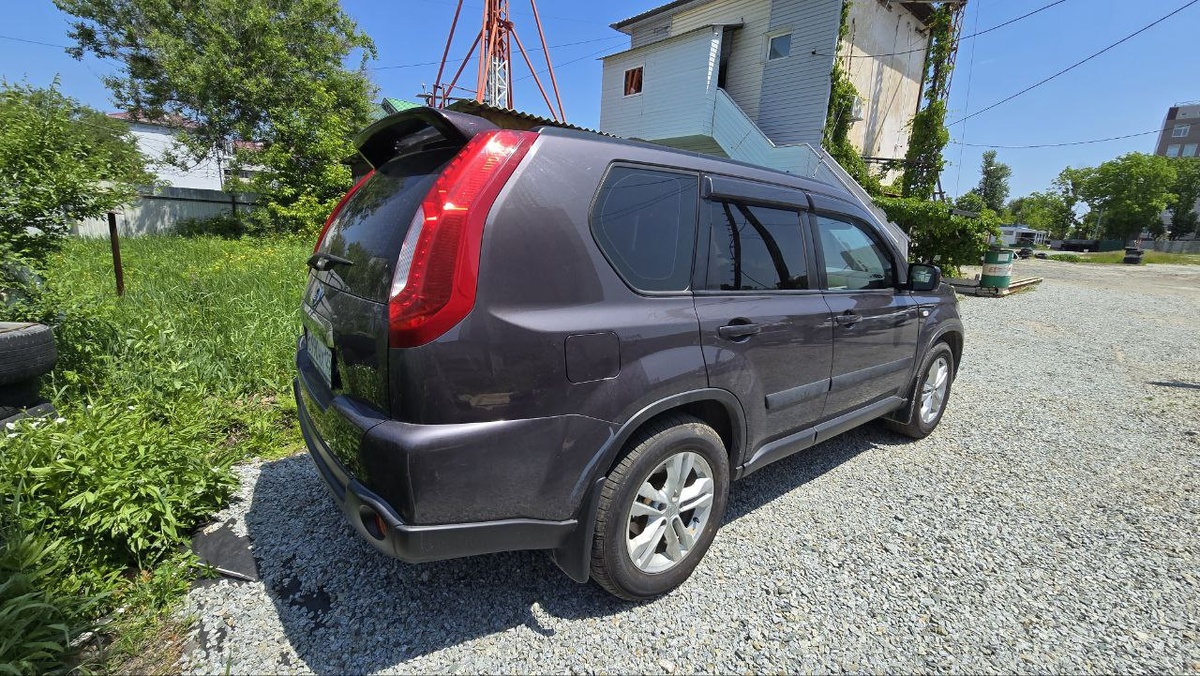 Старенький Х-трейл