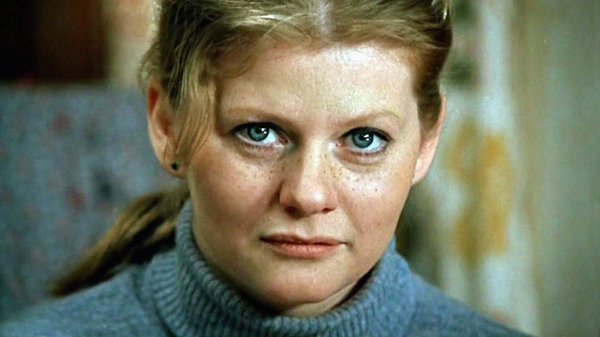 Ирина Муравьева в юности