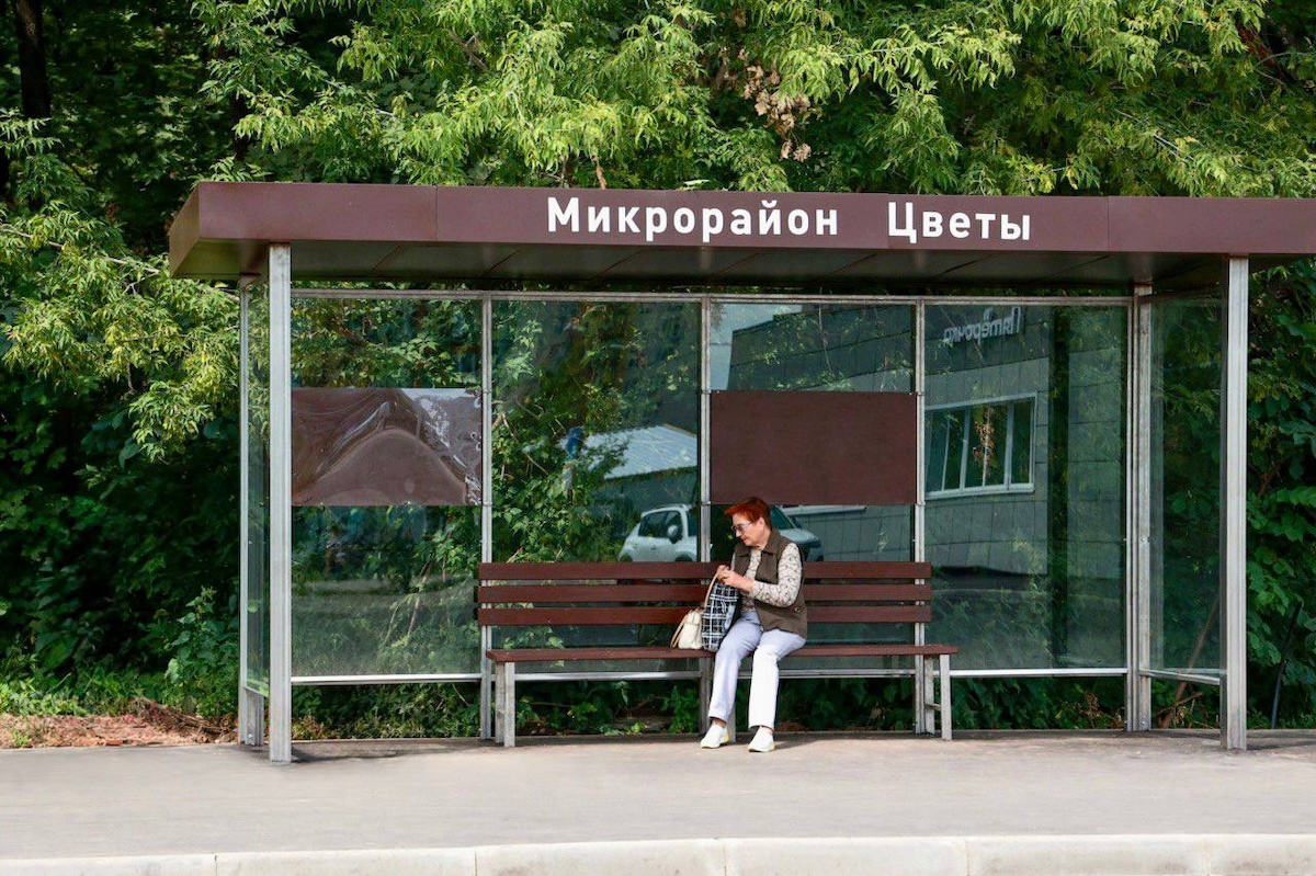    Остановочный павильон в Приокском районе