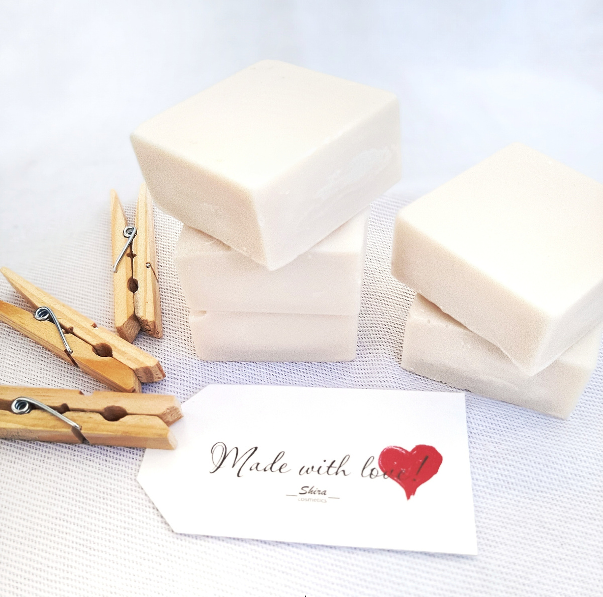 Натуральное хозяйственное ЭКО-мыло ручной работы.