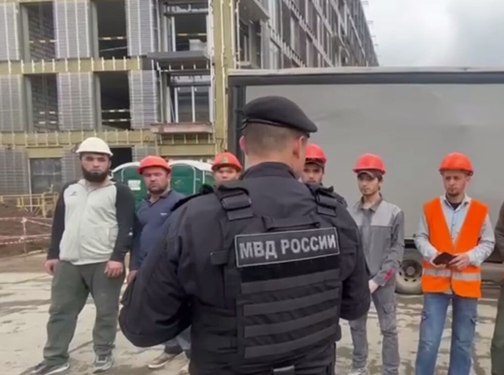     / Источник: Кадр из видео