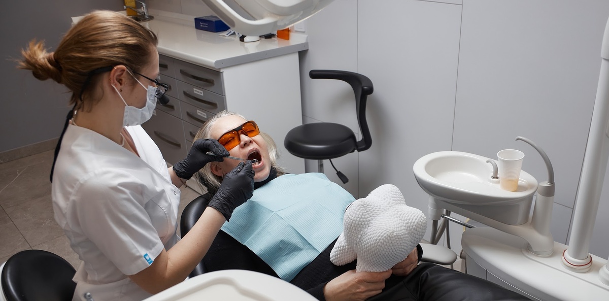 Полная имплантация зубов в Dant