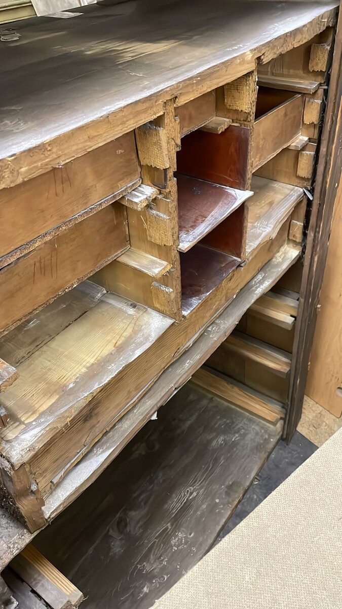 Обратная сторона всегда интереснее :)