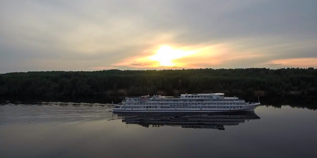 Путешествие по реке Волга на моторной лодке ПВХ из Углича в Рыбинск и обратно