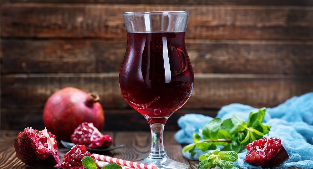7 причин полюбить гранатовый сок и пить его каждый день