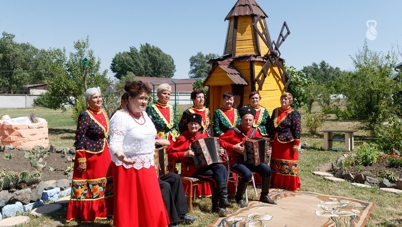    В День семьи, любви и верности на территории комплекса прошёл праздничный концерт под открытым небом Фото: Дмитрий Ахмадуллин / / ИА «Победа26»
