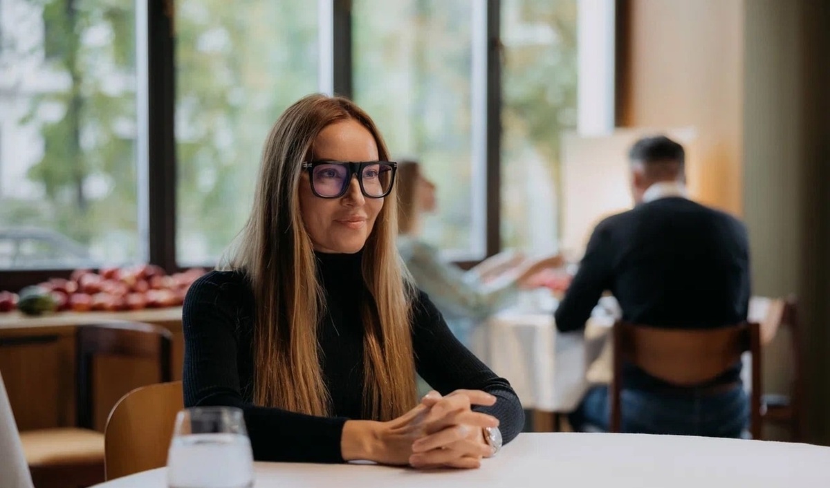    "Юлия Александрова в сериале «Открытый брак. Акт второй». Фото: кадр из фильма"