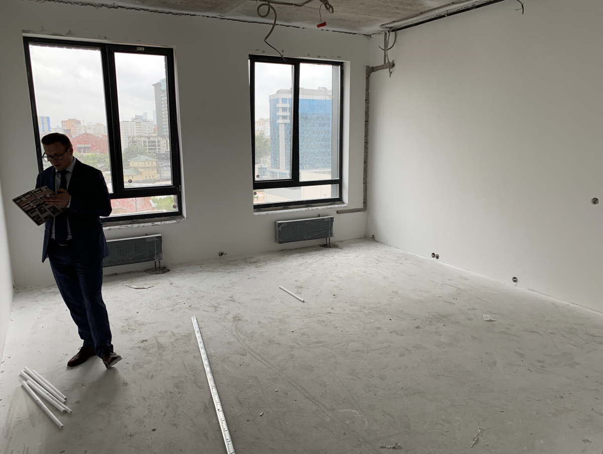 Пустая квартира, еще без отделки