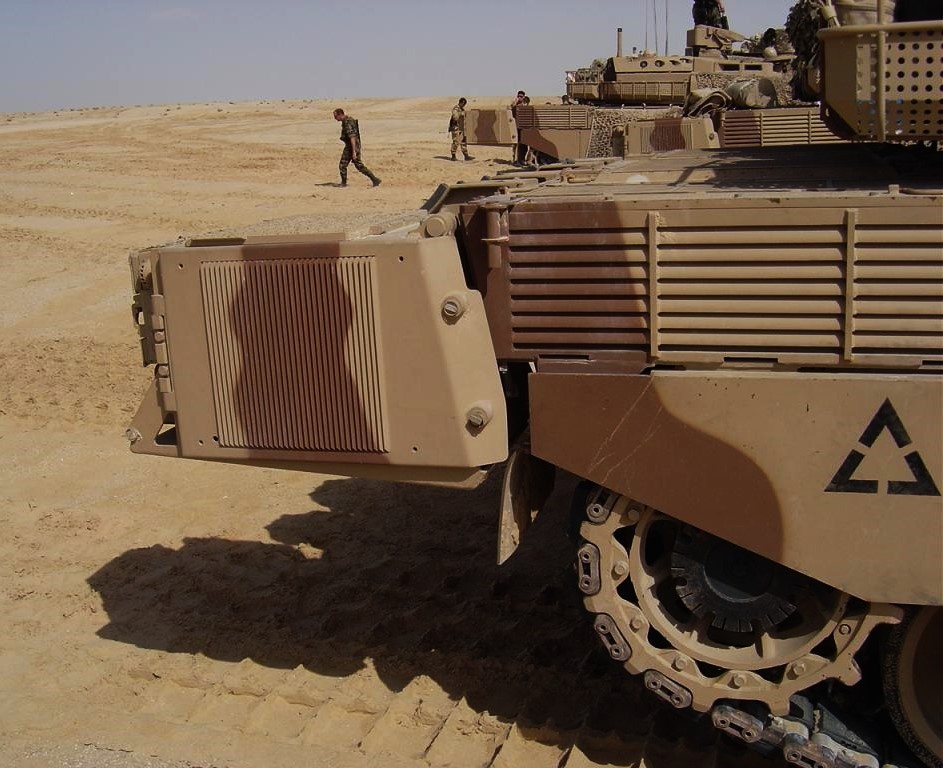 Крепление вспомогательного дизель-генератора в кормовой части корпуса.