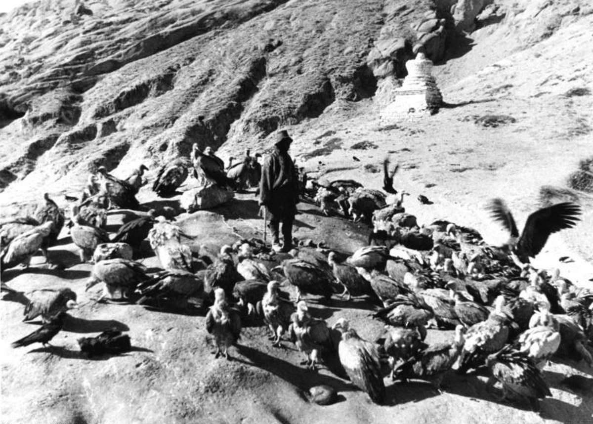 "Небесное погребение", 1920г., неподалёку от Лхасы