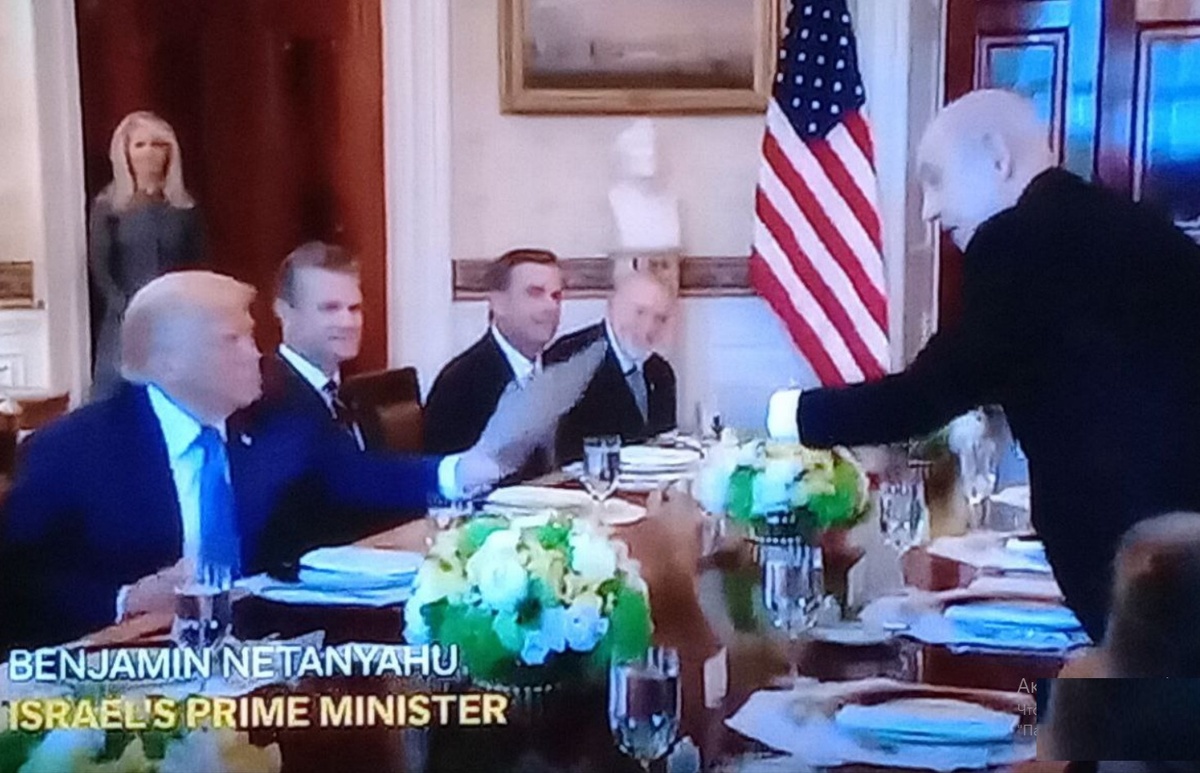 Дональд, вы большой борец за Мир и премии дрстойны.