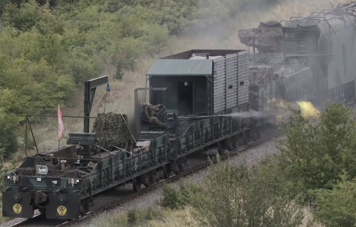     Тренировка экипажа бронепоезда «Енисей» / Минобороны России