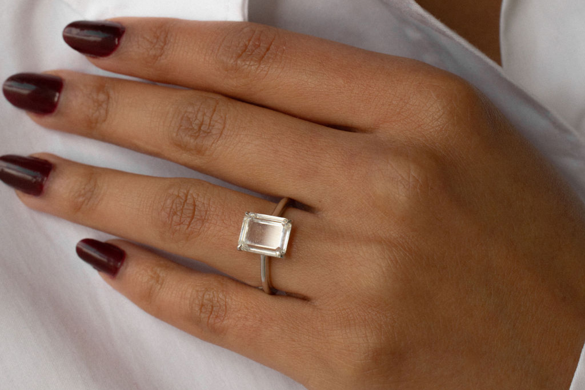 Современный парящий портретный бриллиант