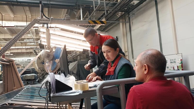     На заводе «Русская кожа Алтай». Софья Комарова