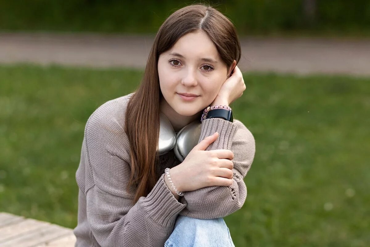    Костичан Рита.