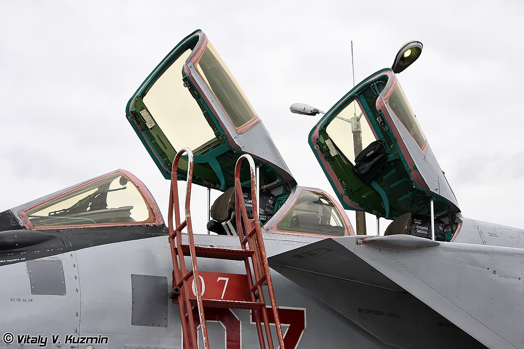 790-й истребительный ордена Кутузова III степени авиационный полк, авиабаза Хотилово