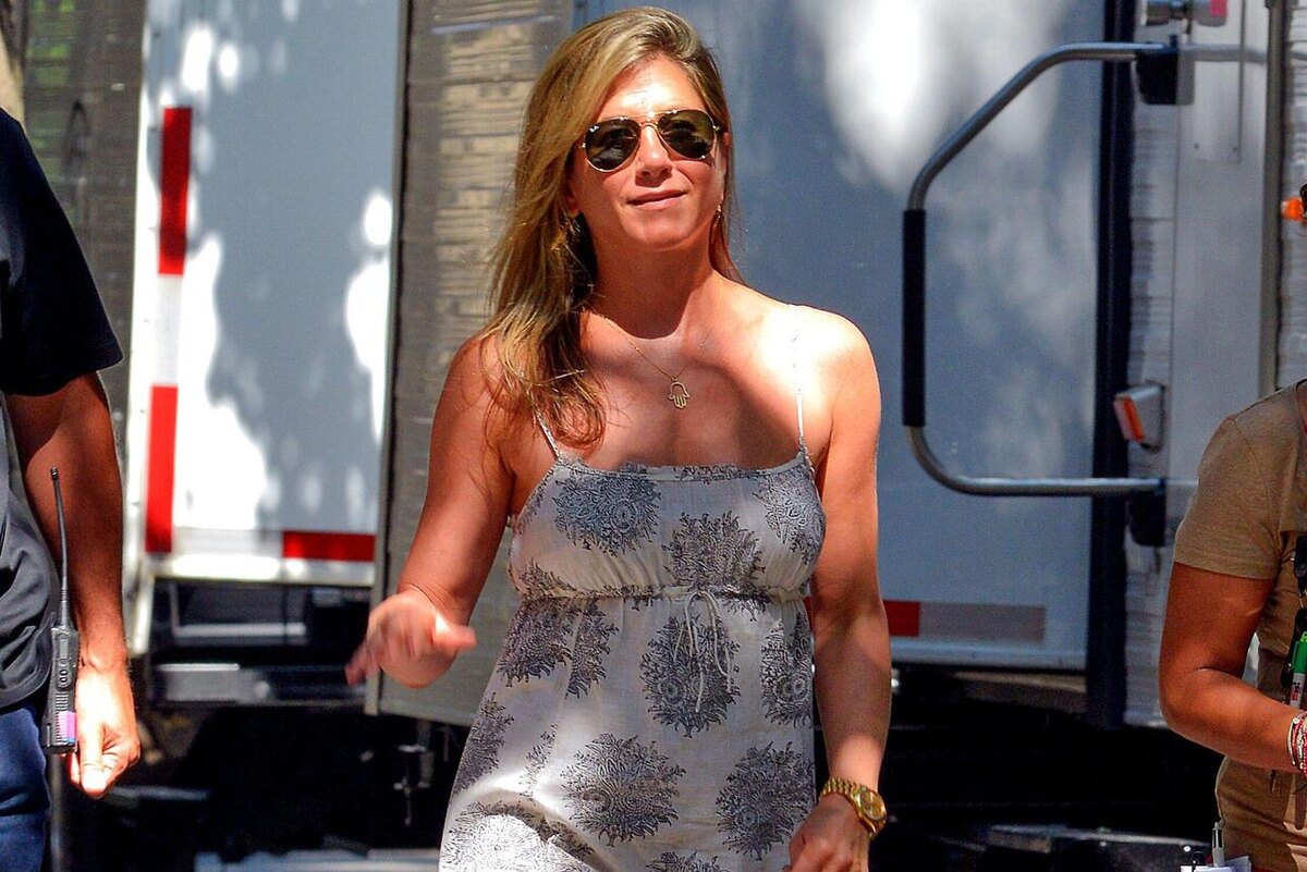    Дженнифер Энистон влюбилась снова LEGION-MEDIA