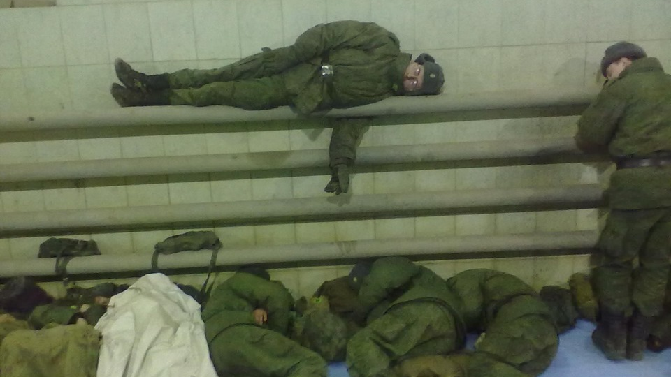 Боевой отбой: как заснуть за две минуты по методу военных летчиков