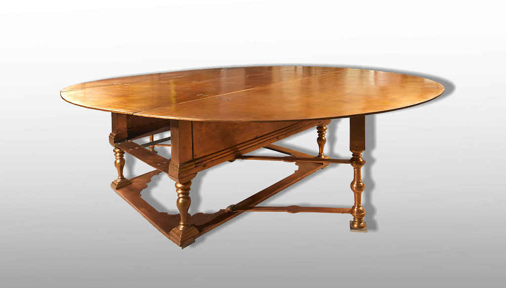 Медный стол 1715 г.