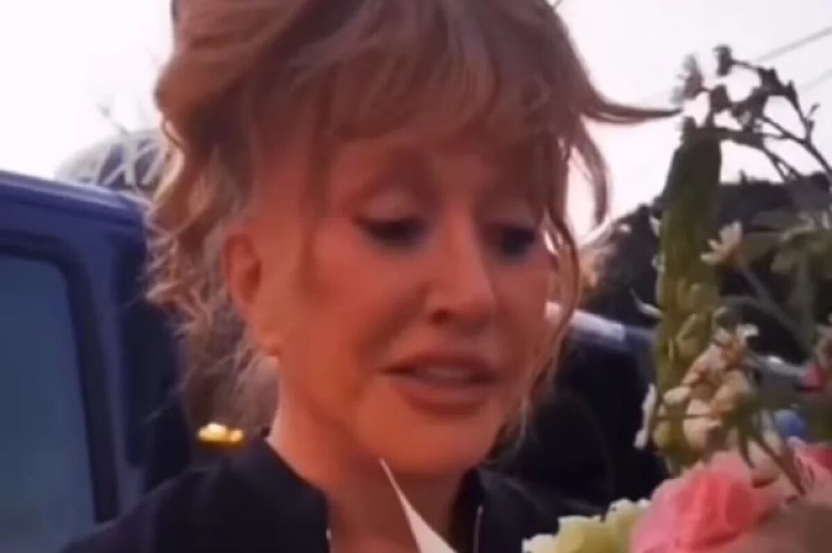    Моложе не становится: врач обнаружил у Пугачевой тяжёлые заболевания