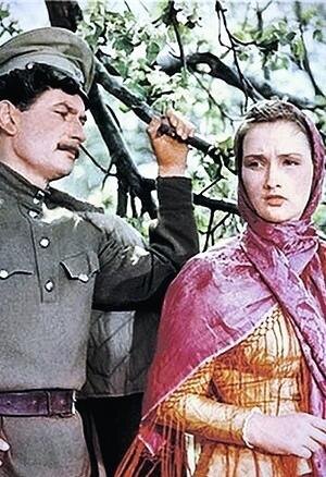 Мелехов - Петр Глебов и Наталья - Зинаида Кириенко.