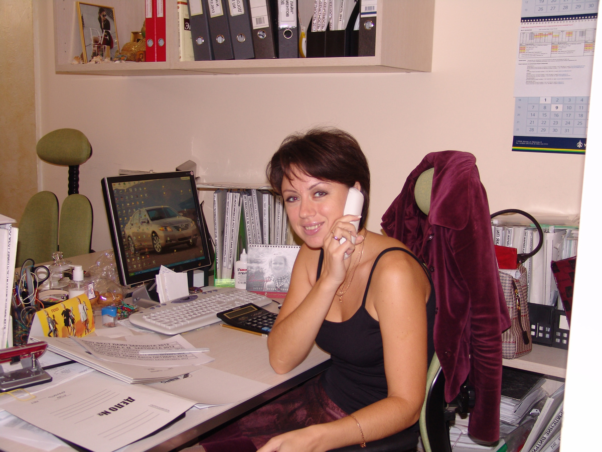 нужно было всего-то годик переждать, чтоб начать радоваться своей новой работе