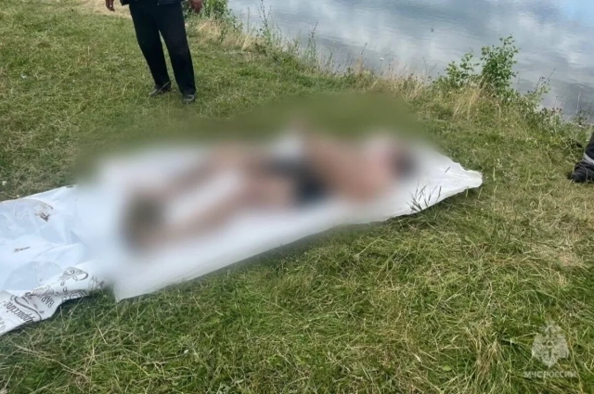    Из воды в Башкирии достали трупы мужчины и женщины