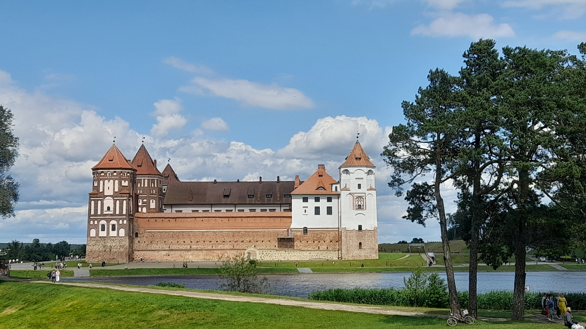 Мирский замок