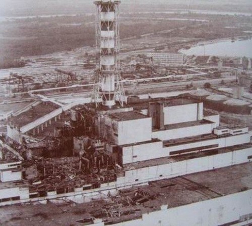 Первые дни аварии на ЧАЭС. Фото четвёртого энергоблока.