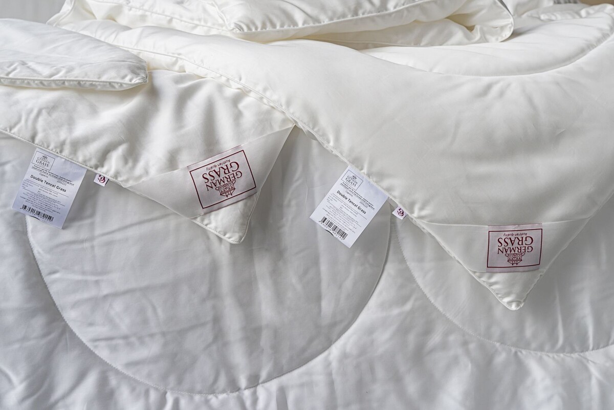 Волокна Tencel прекрасно отводят лишнюю влагу и тепло. В жару эвкалиптовое волокно дарит охлаждающий эффект