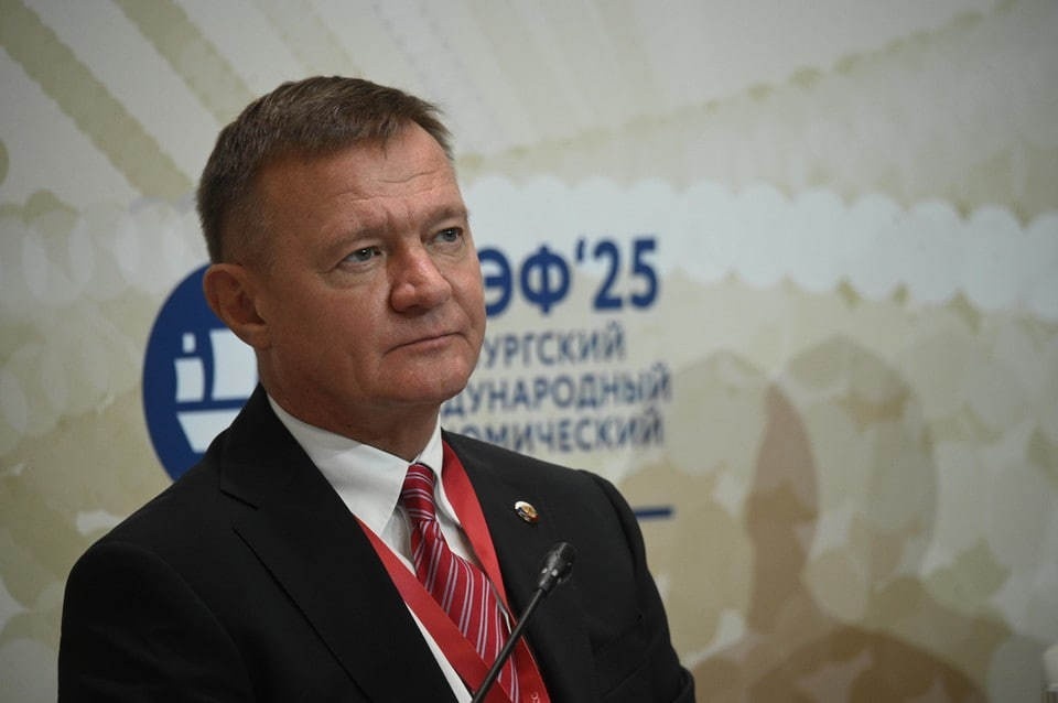    В квартире Старовойта в Петербурге идёт ремонт Алексей БУЛАТОВ