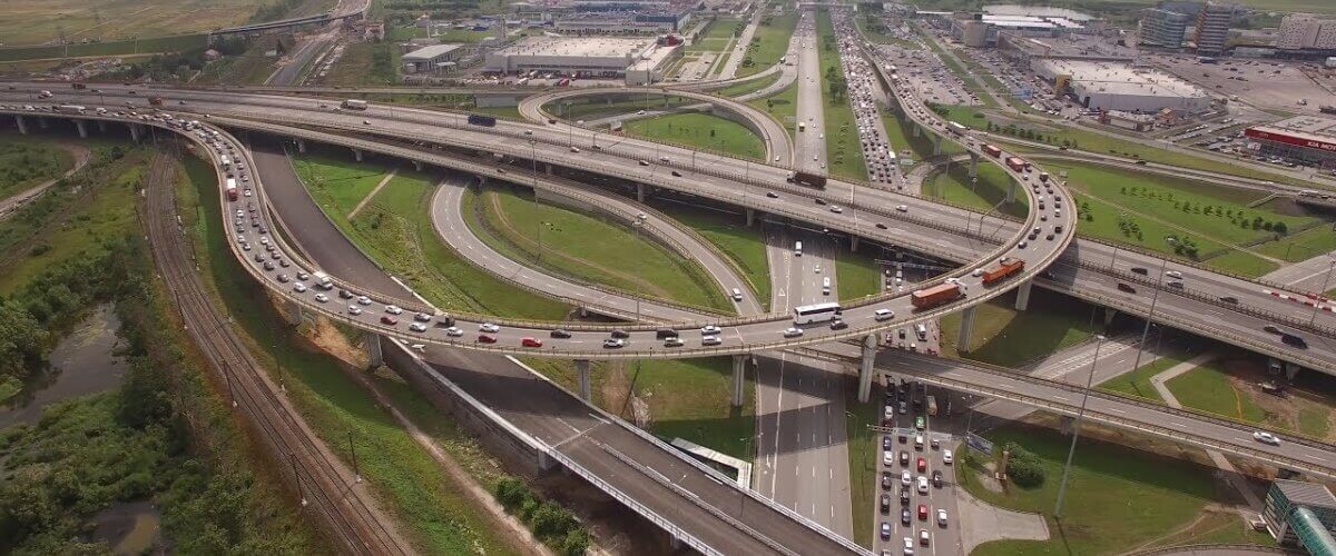 В МОСКВЕ УПРОСТИЛИ ВЫДАЧУ ГРУЗОВЫХ ПРОПУСКОВ